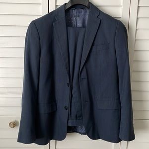 Men’s Perry Ellis slim fit suit